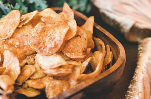 Home made kettle chips in a bowl